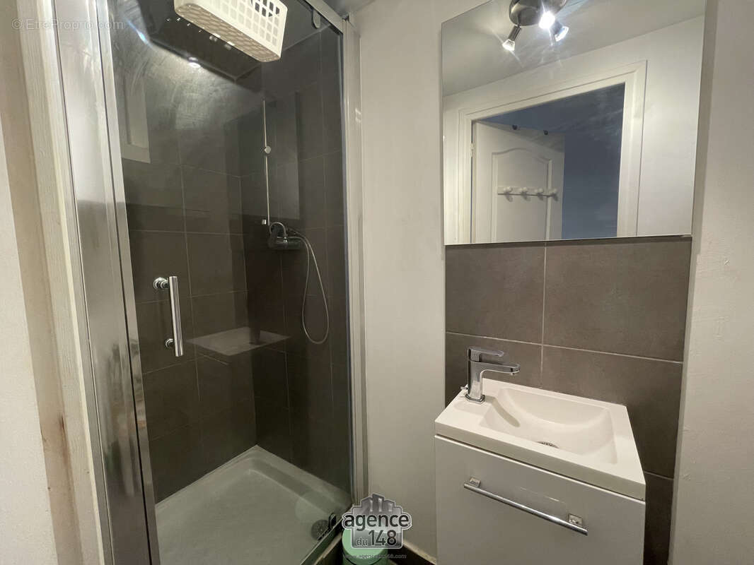 Appartement à MARSEILLE-2E