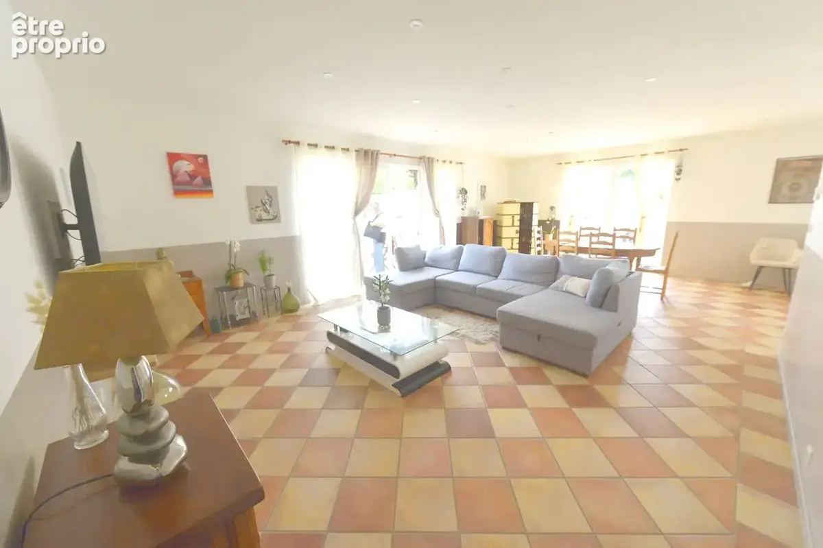 Maison 138 m² à Meschers-Sur-Gironde  - photo 4