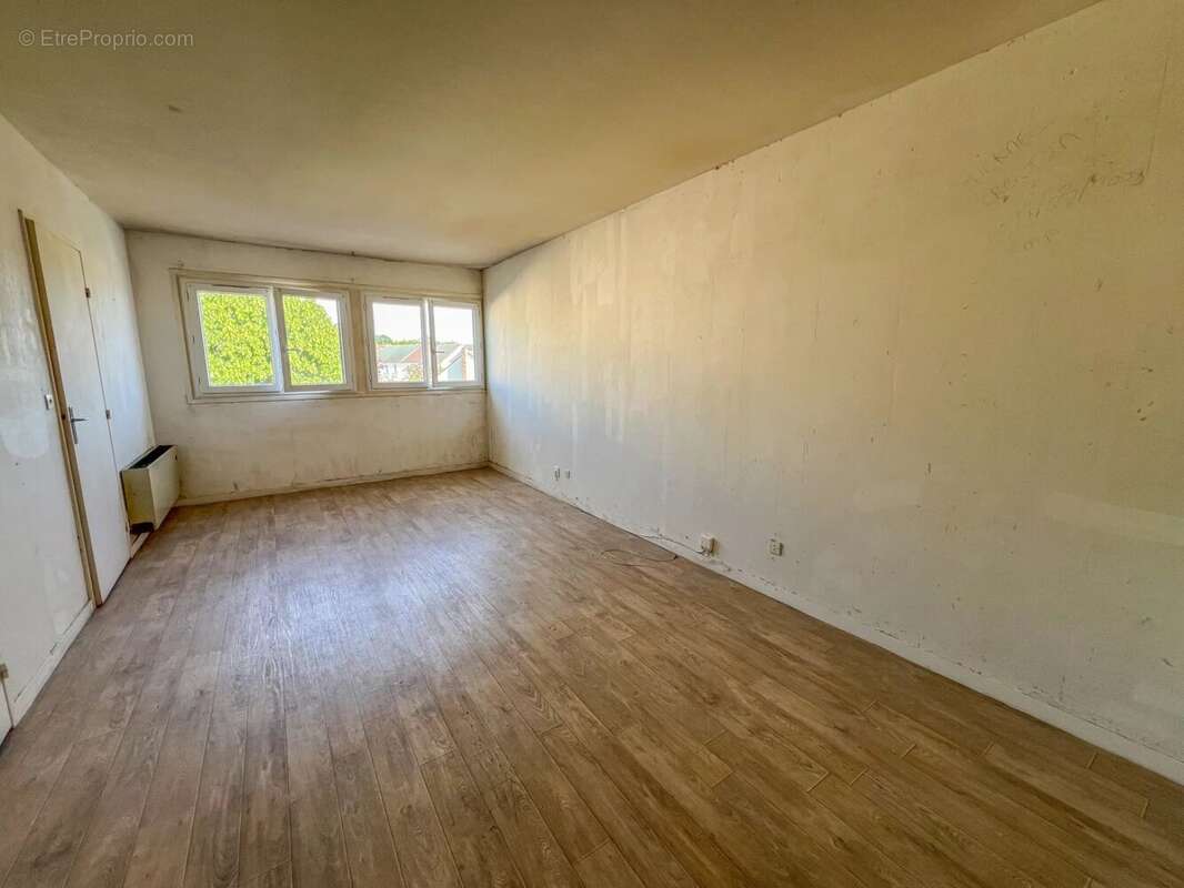 Appartement à ELANCOURT