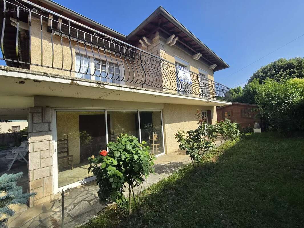 Villa familiale aux beaux volumes – Quartier résidentiel prisé - photo 16