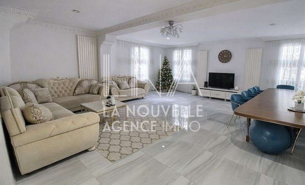 Maison à ROMAINVILLE