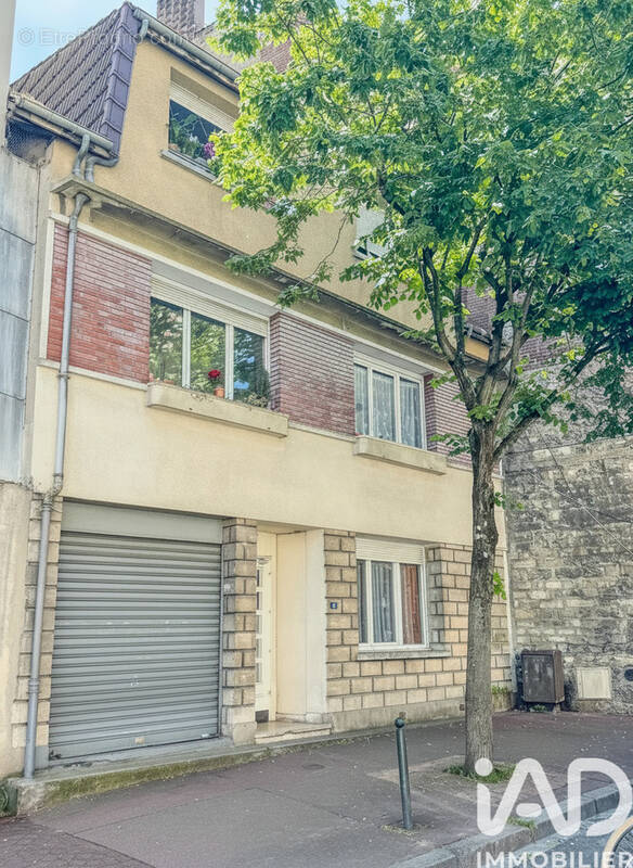 Photo 1 - Appartement à CLAMART