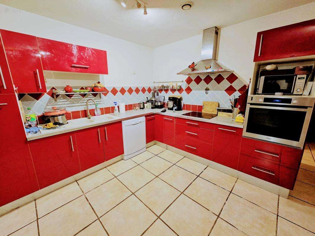 Appartement à PUGET-SUR-ARGENS