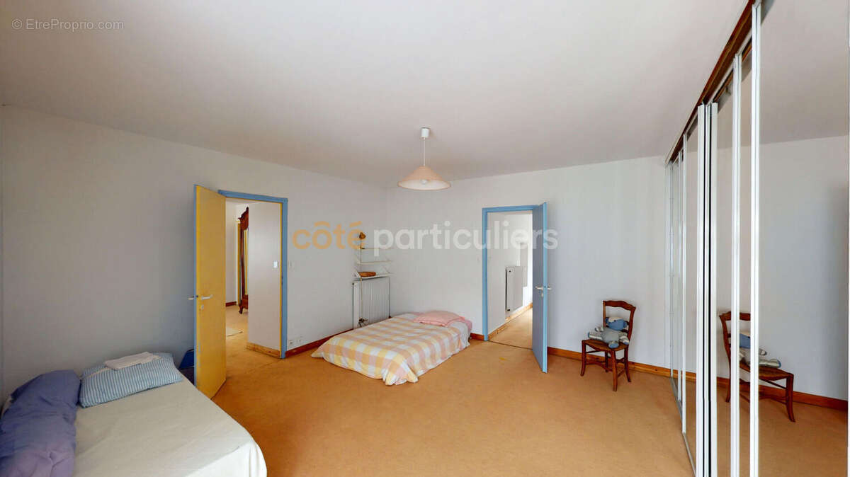 Maison à MORTAGNE-SUR-SEVRE