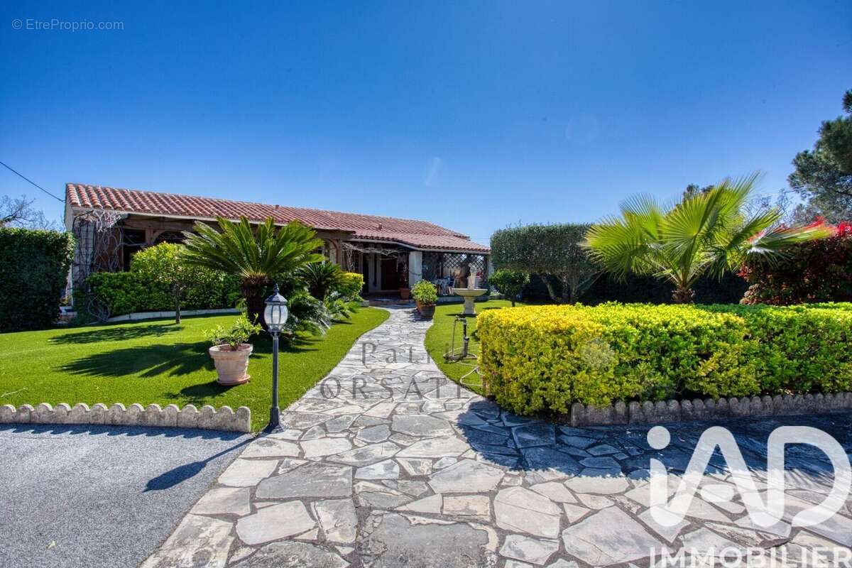 Photo 2 - Maison à FREJUS