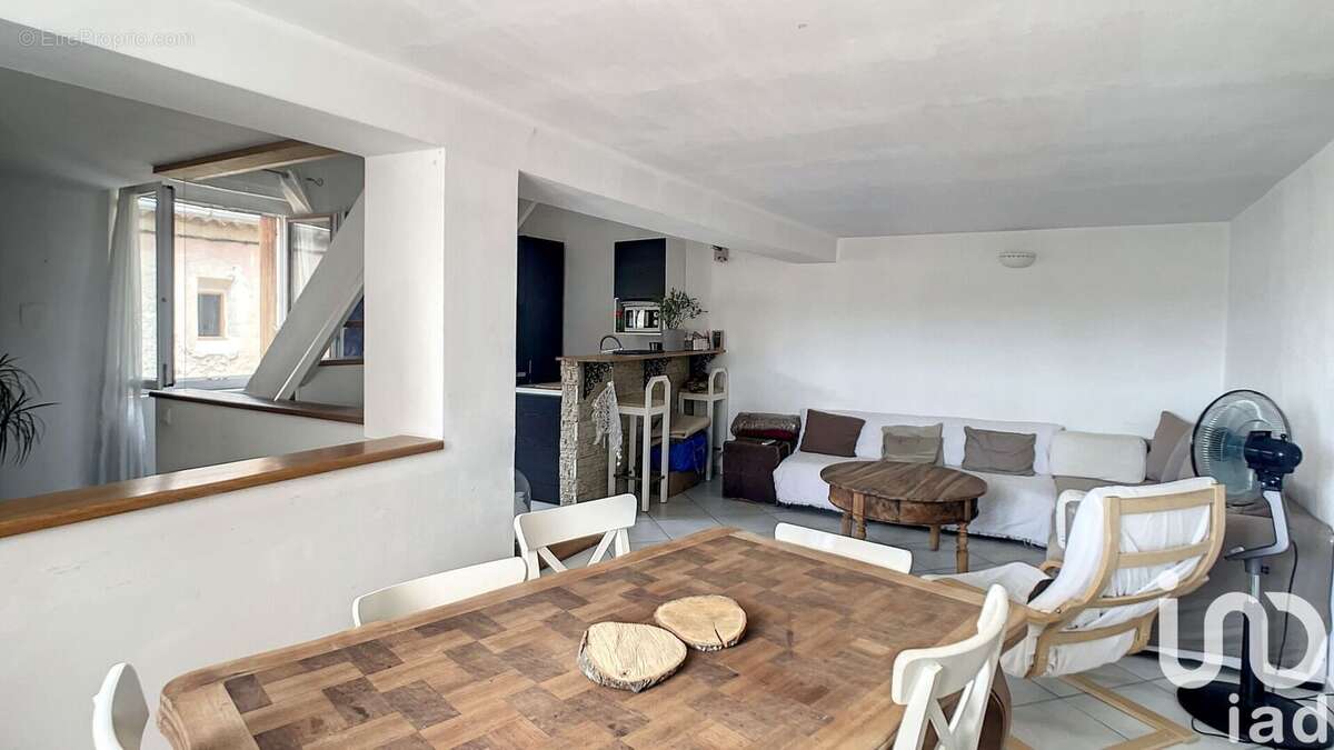 Photo 2 - Maison à LA TOUR-D'AIGUES