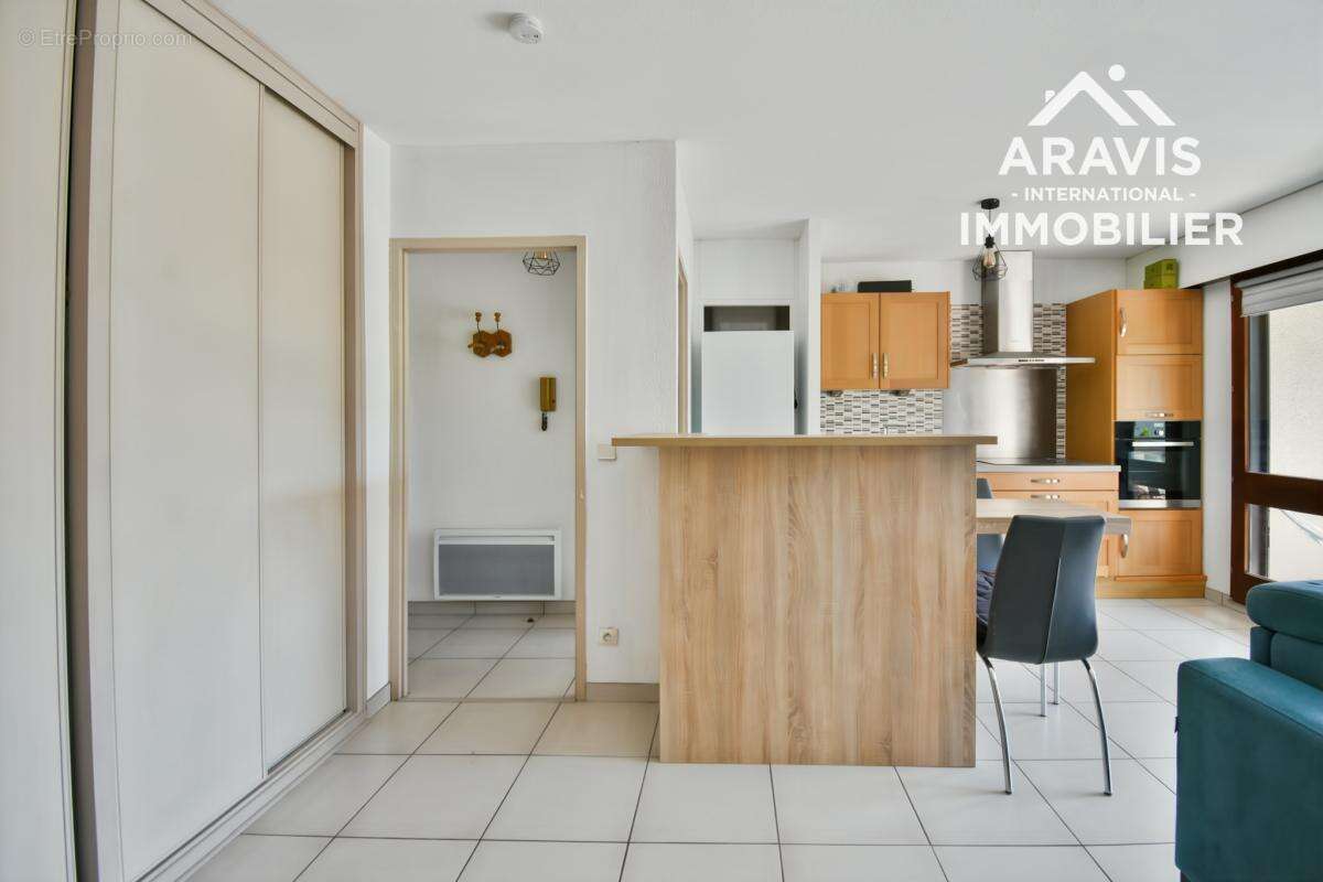 Appartement à SAINT-JORIOZ