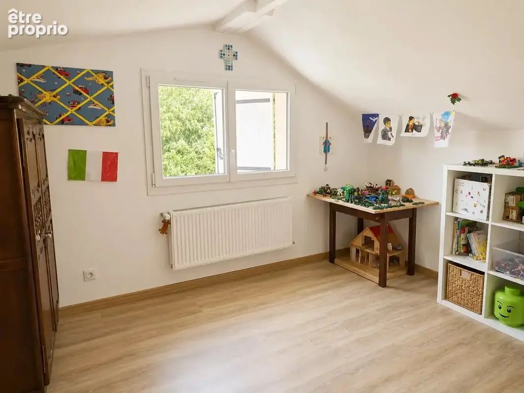Maison familiale de 215 m² sur terrain de 2 080 m² - photo 13