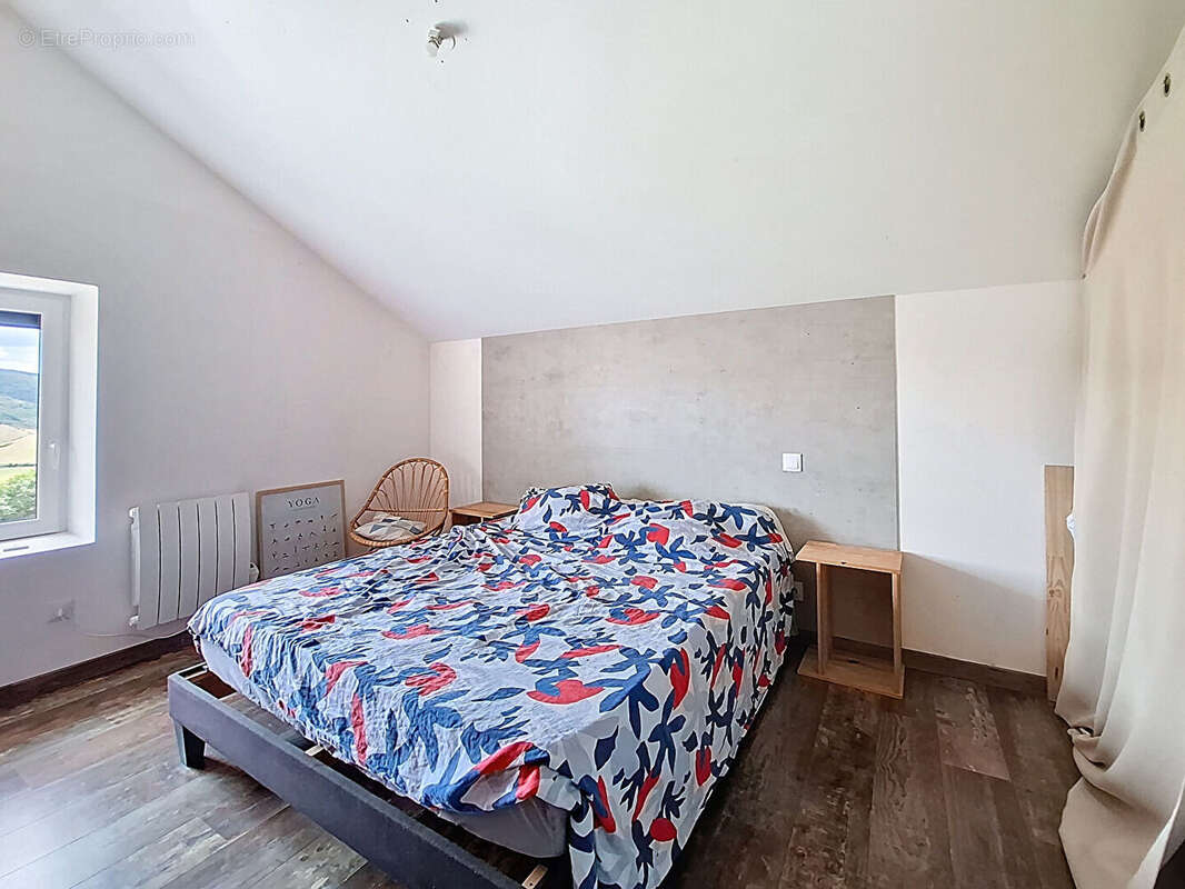 Maison à BELLEVILLE