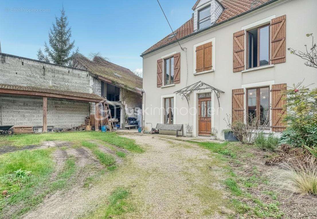 Maison à LAGNY-SUR-MARNE