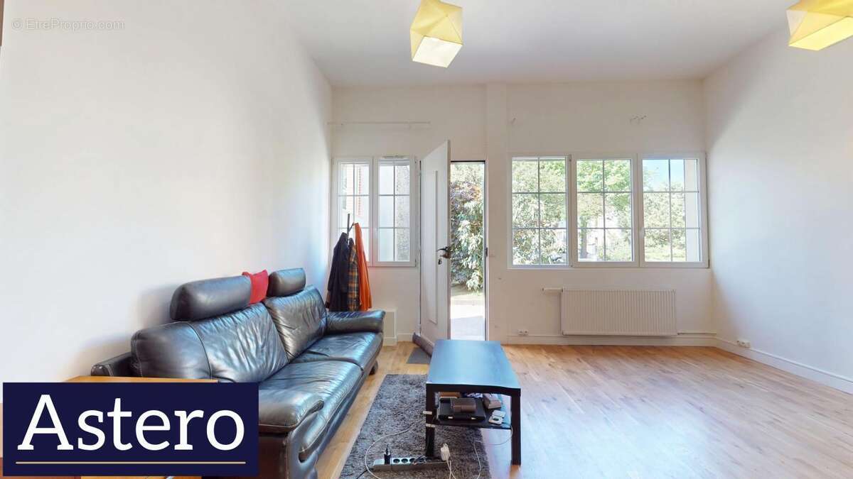 Appartement à NANTERRE