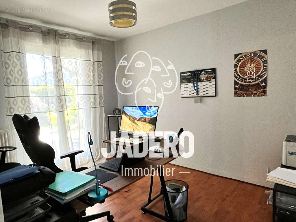 Rare à Franqueville-Saint-Pierre, Maison familiale 163 m², 5 chambres , Vie de plain-pied - photo 8