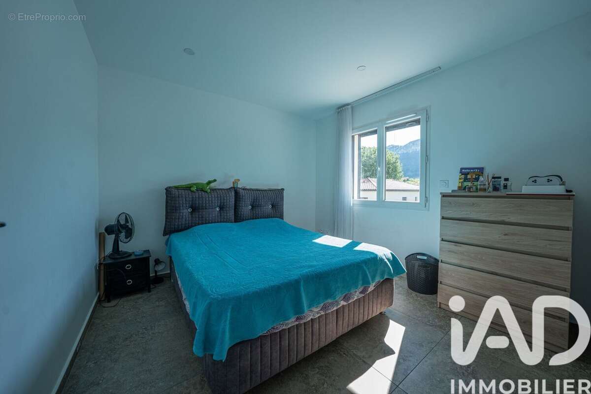 Maison 115 m² à Saint-Didier-Sous-Aubenas  - photo 9