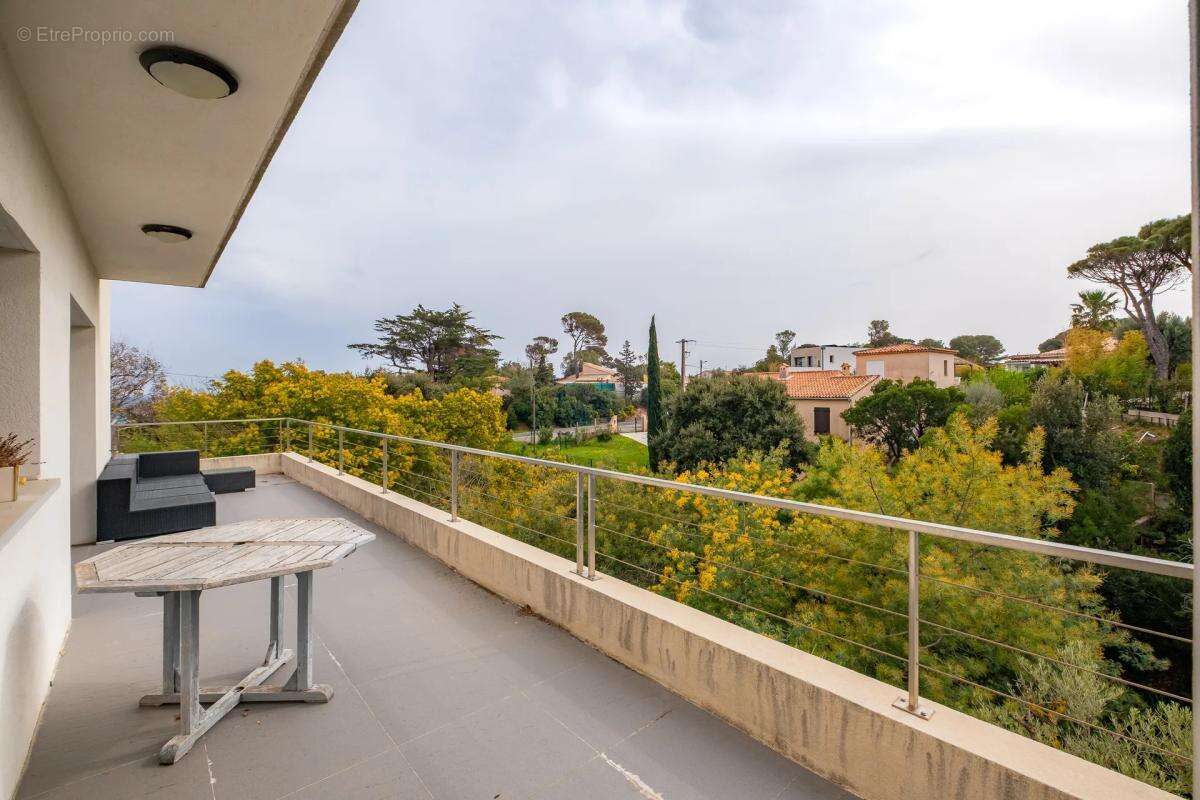 Maison à FREJUS
