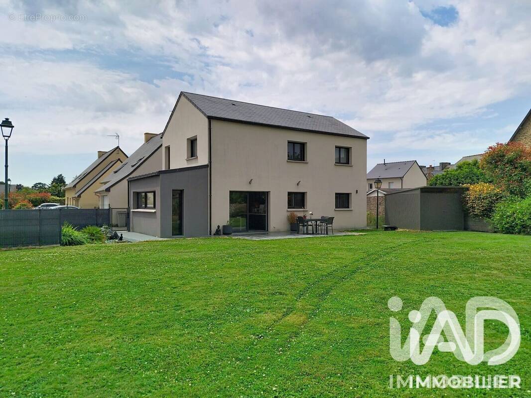 Maison 141 m² à La Ville-Es-Nonais  - photo 1