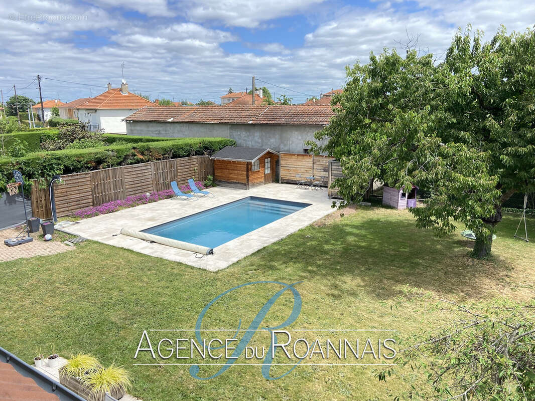 Maison de 130m2 assise sur un terrain clos de 1010m2 avec piscine - photo 9