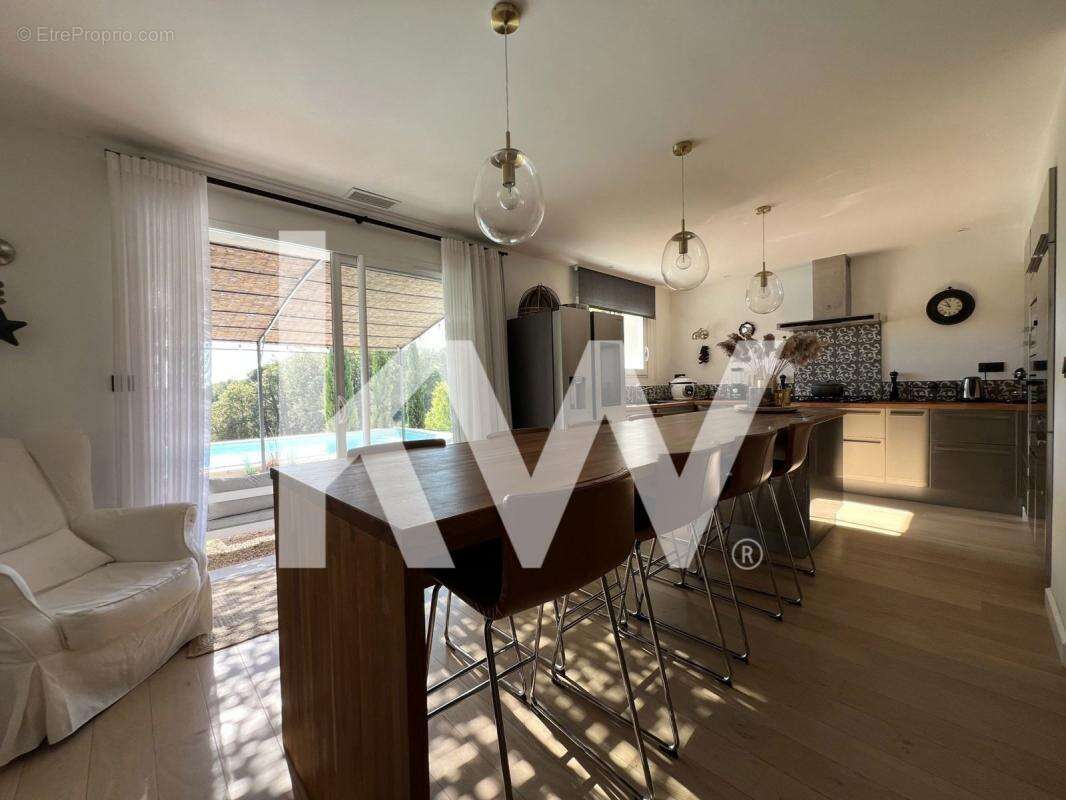 Maison à LISLE-SUR-TARN