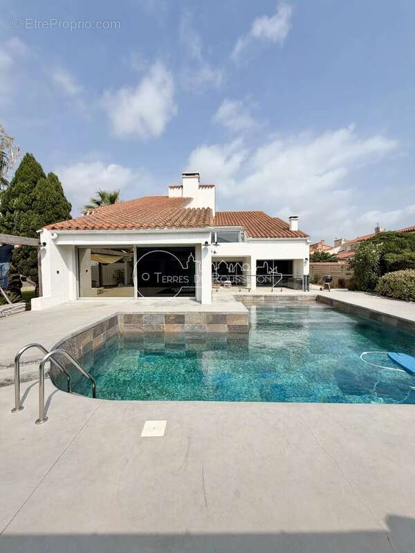 Villa F8 4 Faces 300 m² Canet Plage avec Piscine et Garage - photo 52