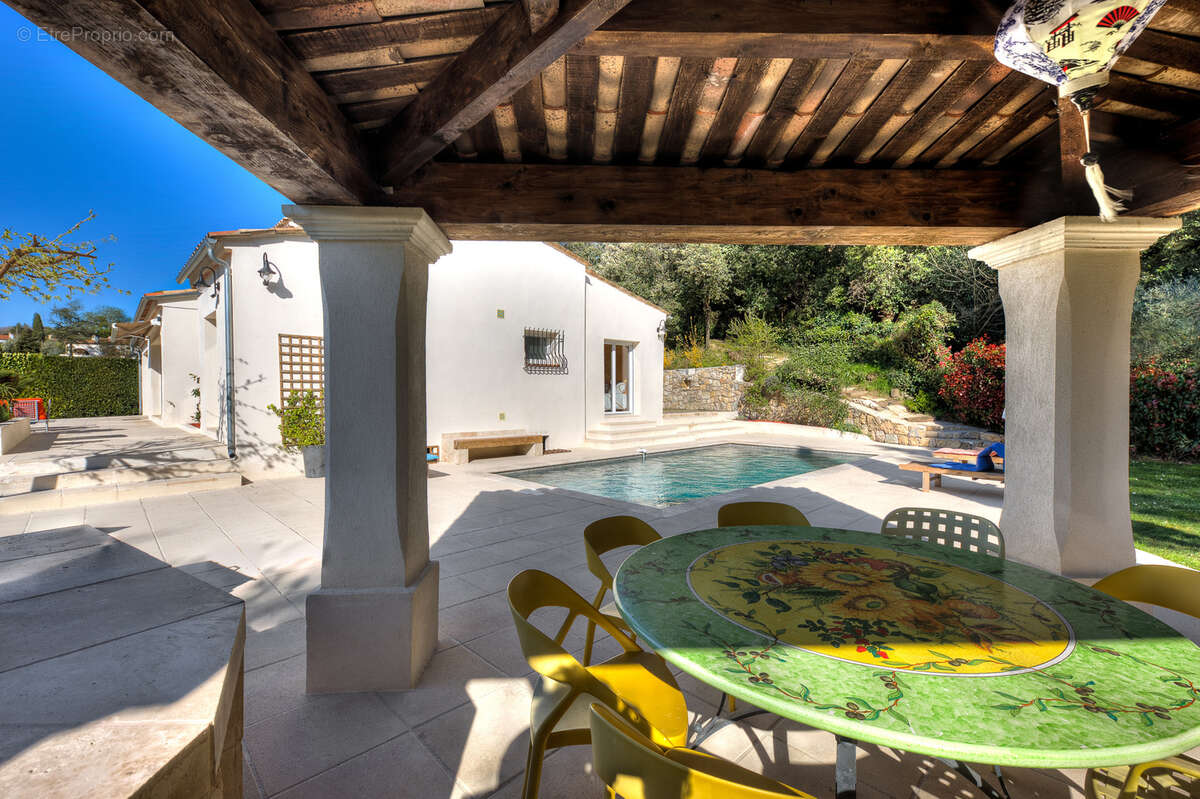 Maison à LA COLLE-SUR-LOUP