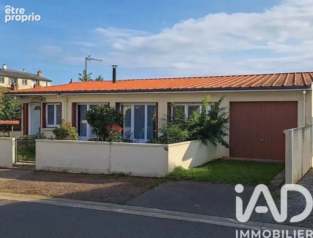 Photo 1 - Maison à MONTLUCON