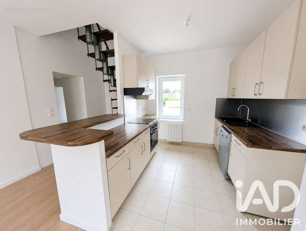 Appartement 66 m² à Torcy  - photo 4