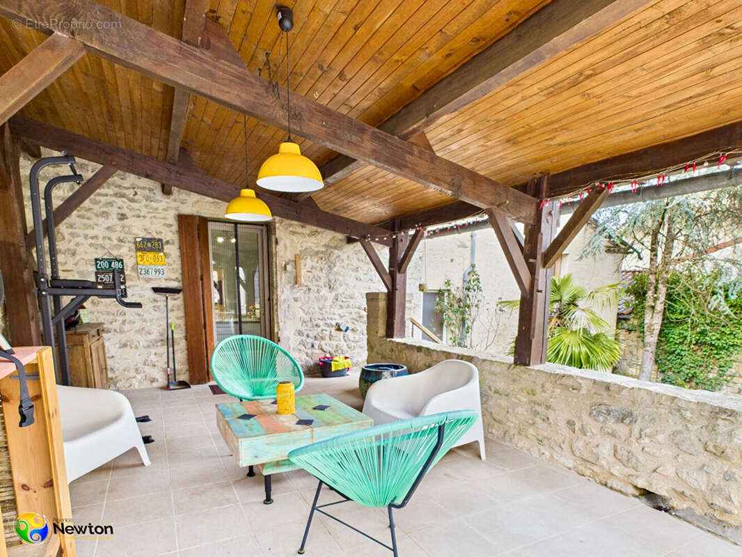 Maison à CASTELFRANC