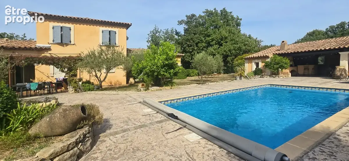 Maison à vendre Villa 6 pièces + piscine terrain 3000m² SOLLIES TOUCAS (83) - photo 3