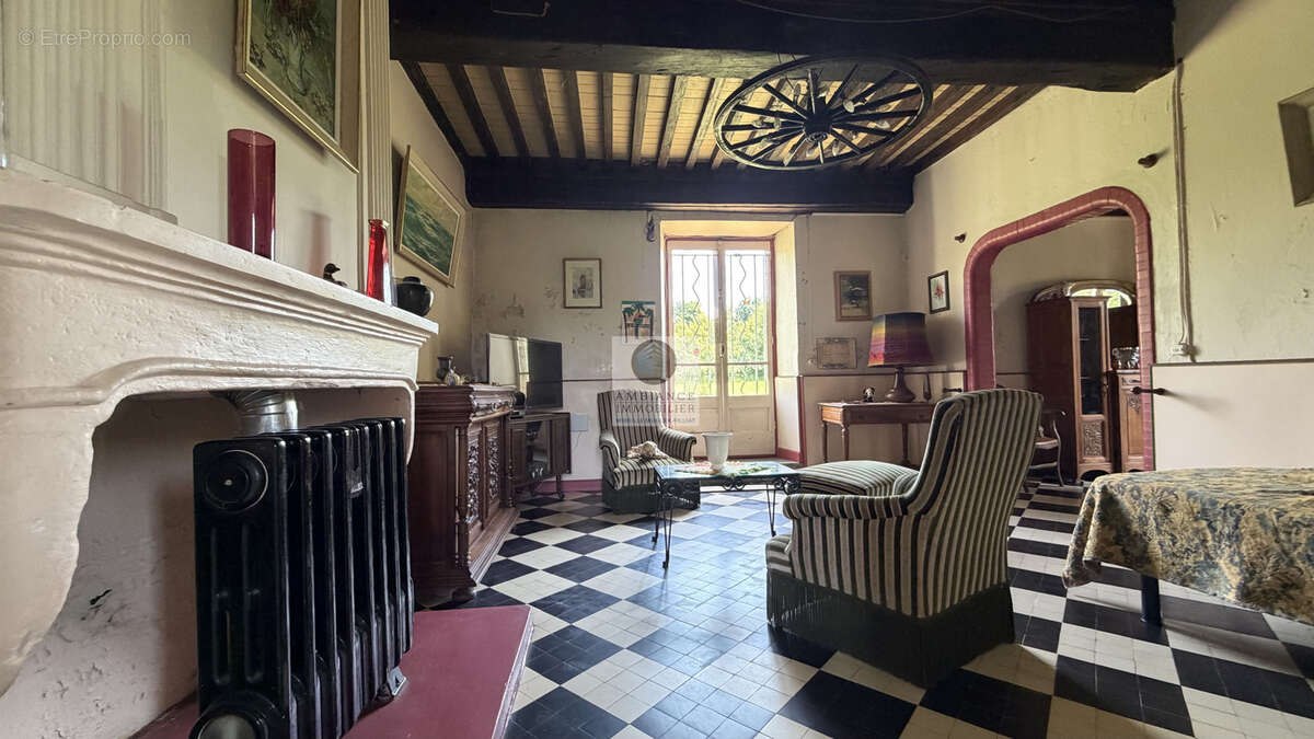 Maison à CHABEUIL