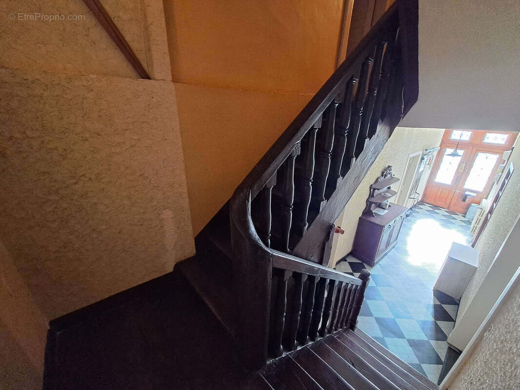 Maison à AUBETERRE-SUR-DRONNE