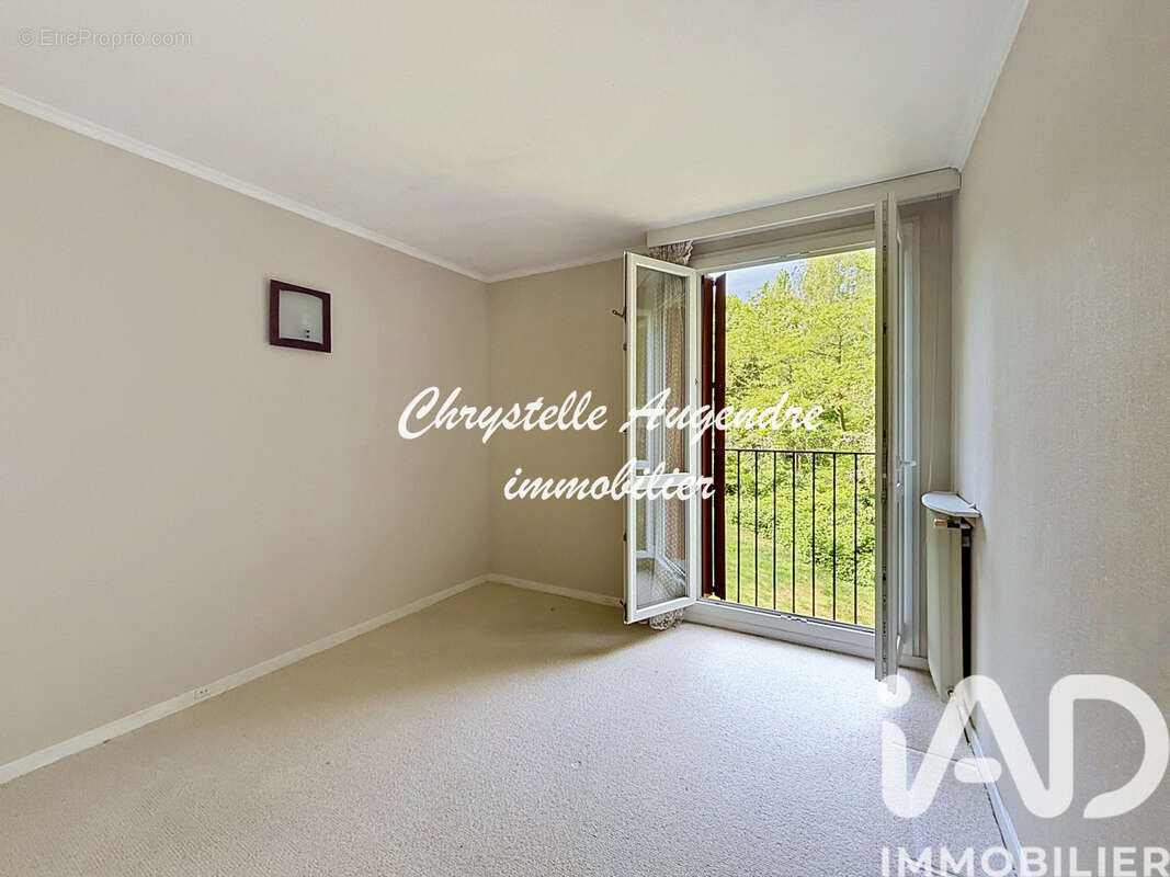 Photo 8 - Appartement à GIF-SUR-YVETTE