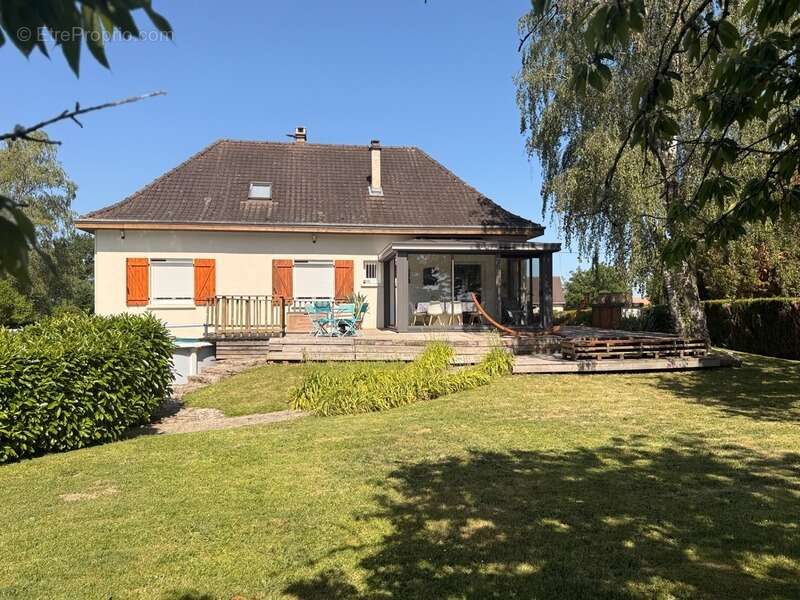 Maison à CHENIERS
