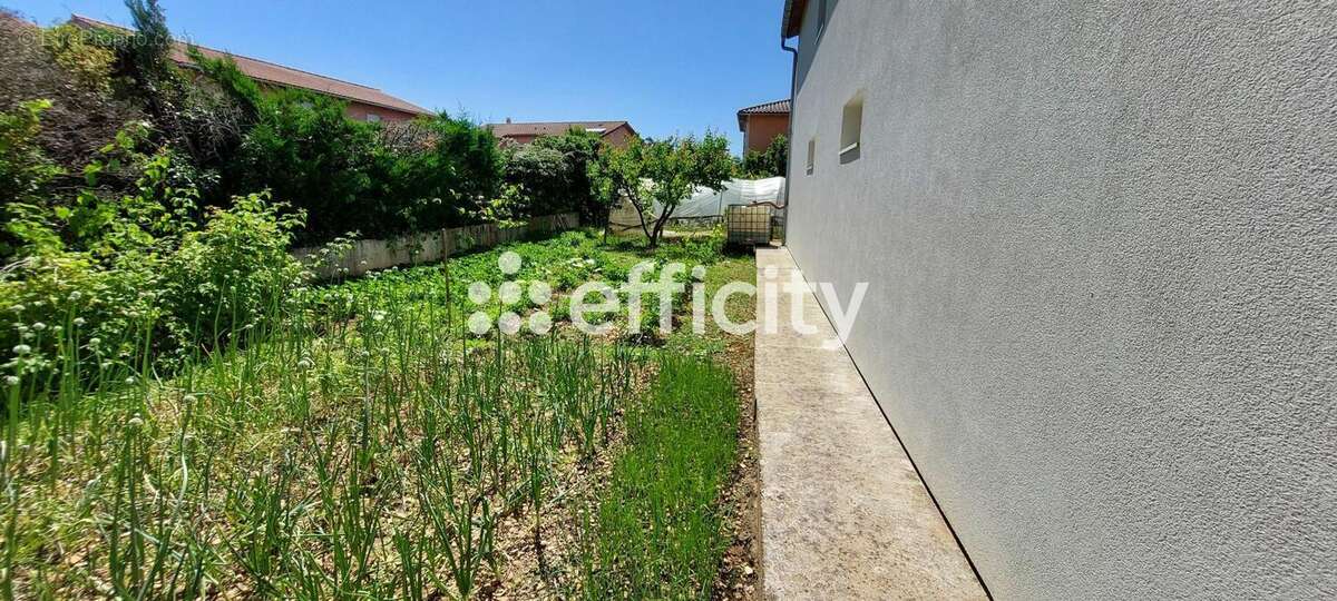Maison 148 m² à Saint-Rambert-D'albon  - photo 12