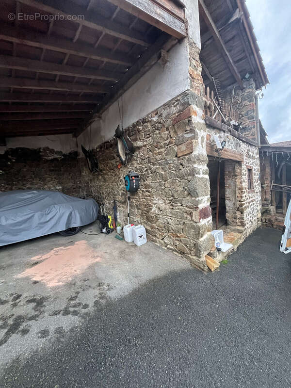 Maison à SAINT-CLEMENT-SUR-VALSONNE