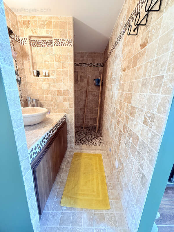 Autre à MONTBOUCHER-SUR-JABRON