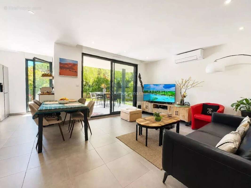 Appartement à FREJUS