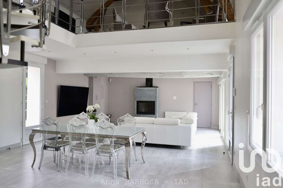 Photo 3 - Maison à MAREAU-AUX-BOIS