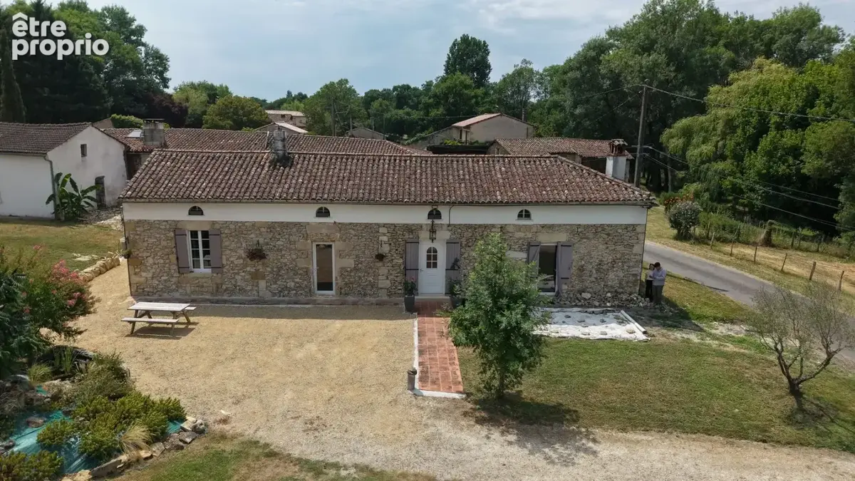 Maison à NOAILLAN