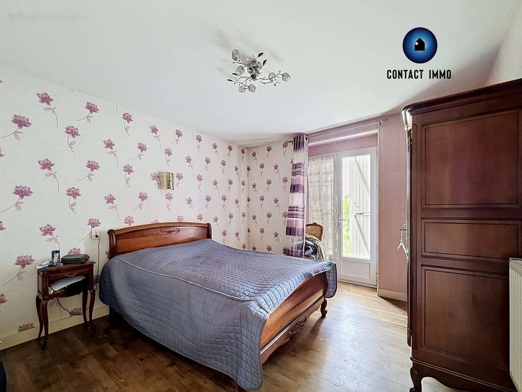 Maison à MANSAC