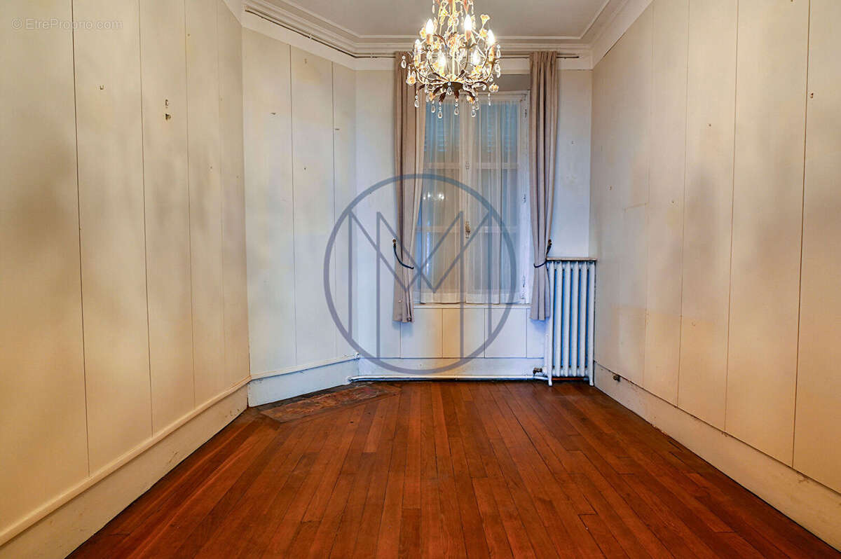 Appartement à VERSAILLES