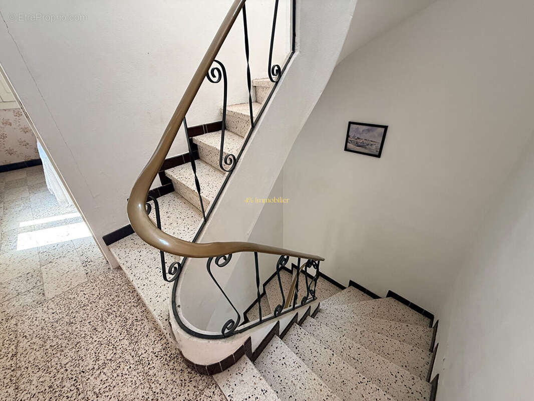 A vendre agde maison  4 pièces + combles 32m² - photo 9