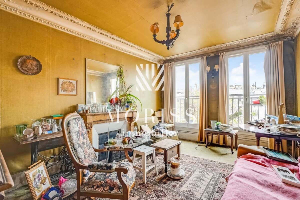 Appartement à PARIS-9E