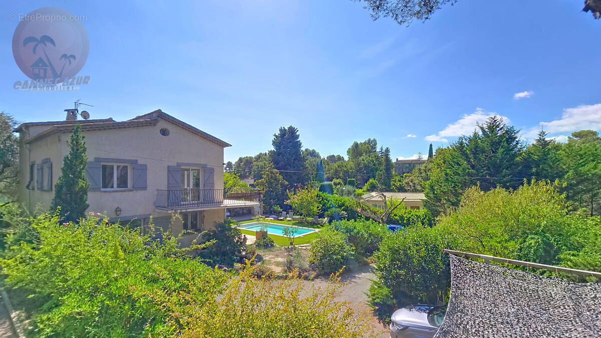 Maison à MOUANS-SARTOUX