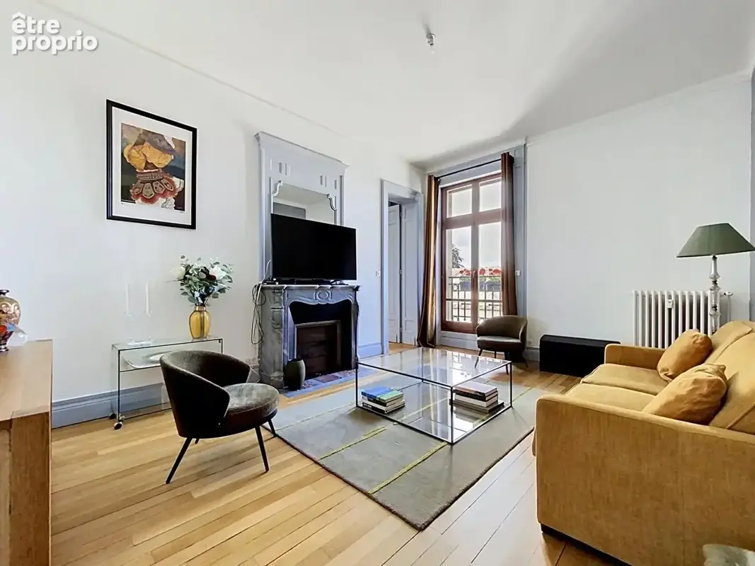 Appartement bourgeois de 166m² avec parking et cave - photo 18