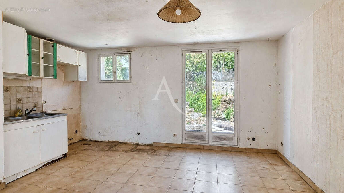 Rare sur le secteur ! Véritable maison de plain-pied 3 chambres  Jardin clos  Vexin, aux portes du Val d'Oise - photo 3