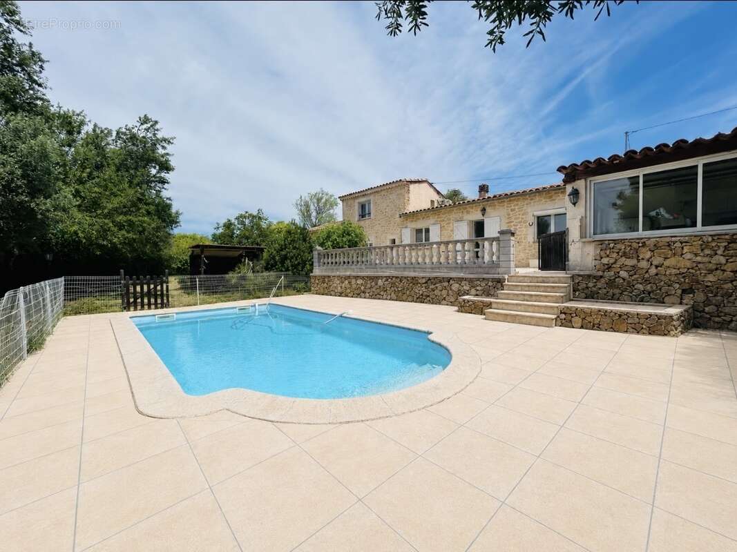 Maison à DRAGUIGNAN