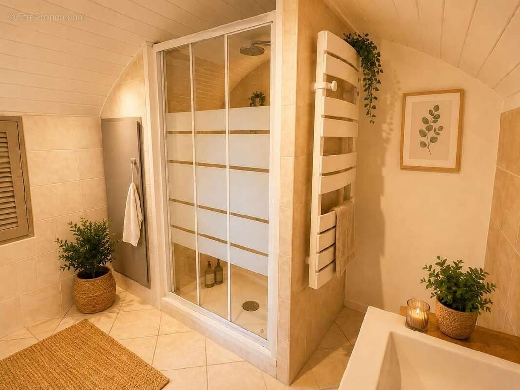 Photo 3 - Appartement à BERRE-LES-ALPES