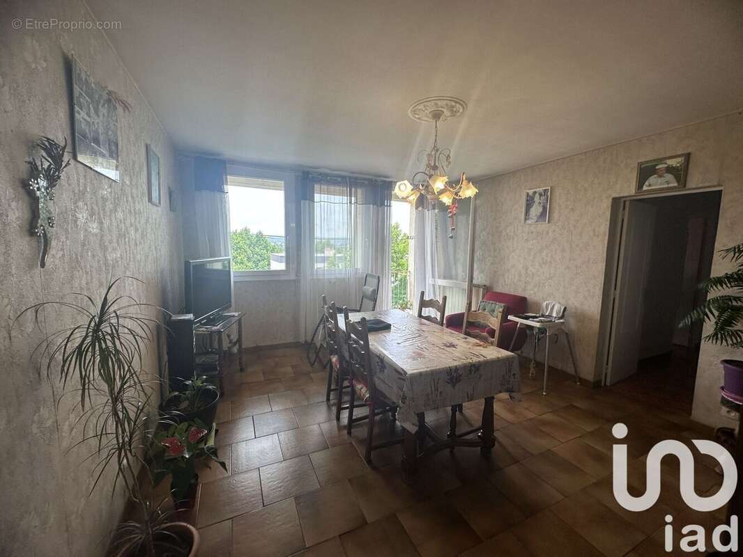 Photo 2 - Appartement à MARIGNANE