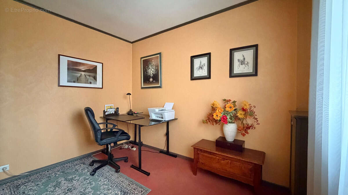 Appartement à CORBEIL-ESSONNES