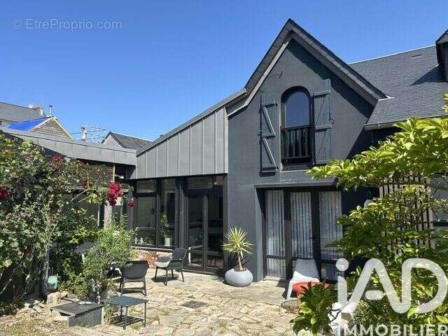 Maison 130 m² à Agon-Coutainville  - photo 2