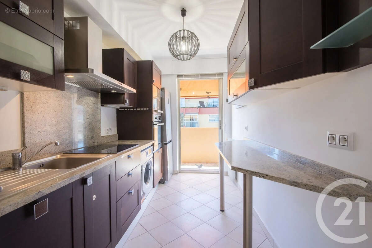 Appartement 78 m² à Nice  - photo 8